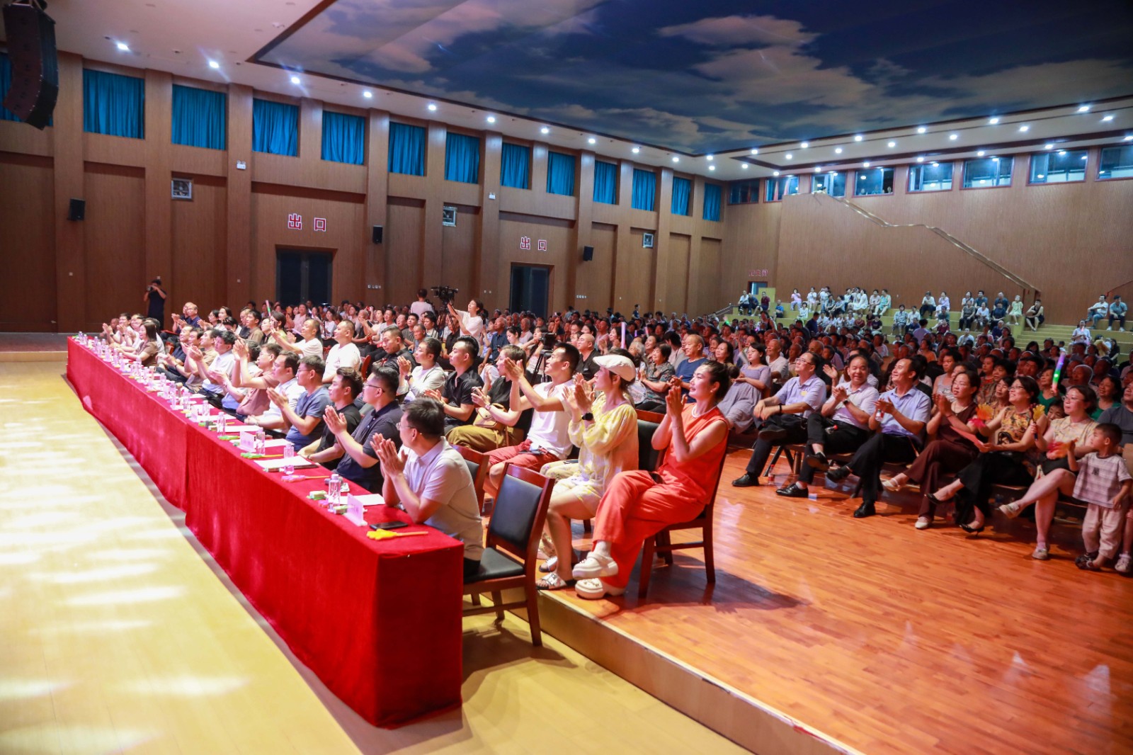 1751963292638610TYxP.jpg 5Y0A0735网站.jpg